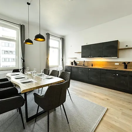 Stobbe I Zentral I Parkplatz I Kingsize I 116qm Appartement *